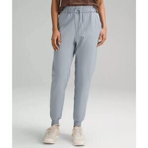 Lululemon Stretch High Rise Relaxed Fitting jogger